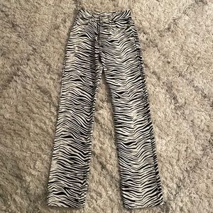 Zebra jeans